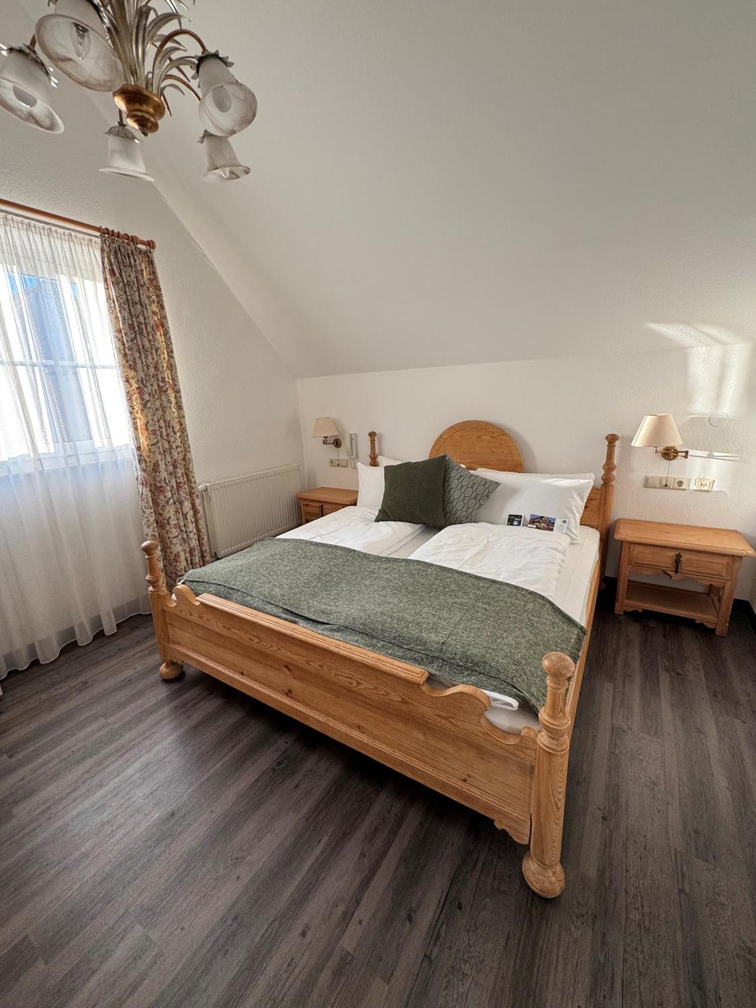 Flair Hotel Vier Jahreszeiten Bad Urach Exteriér fotografie