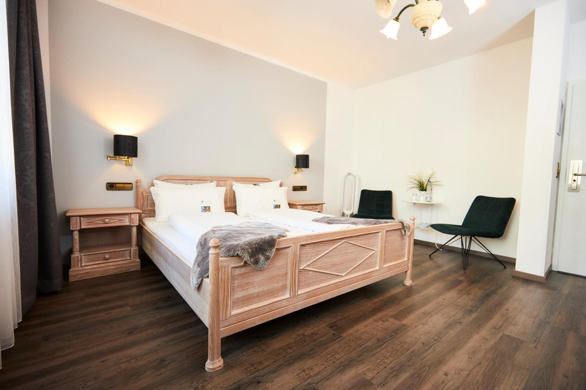Flair Hotel Vier Jahreszeiten Bad Urach Exteriér fotografie