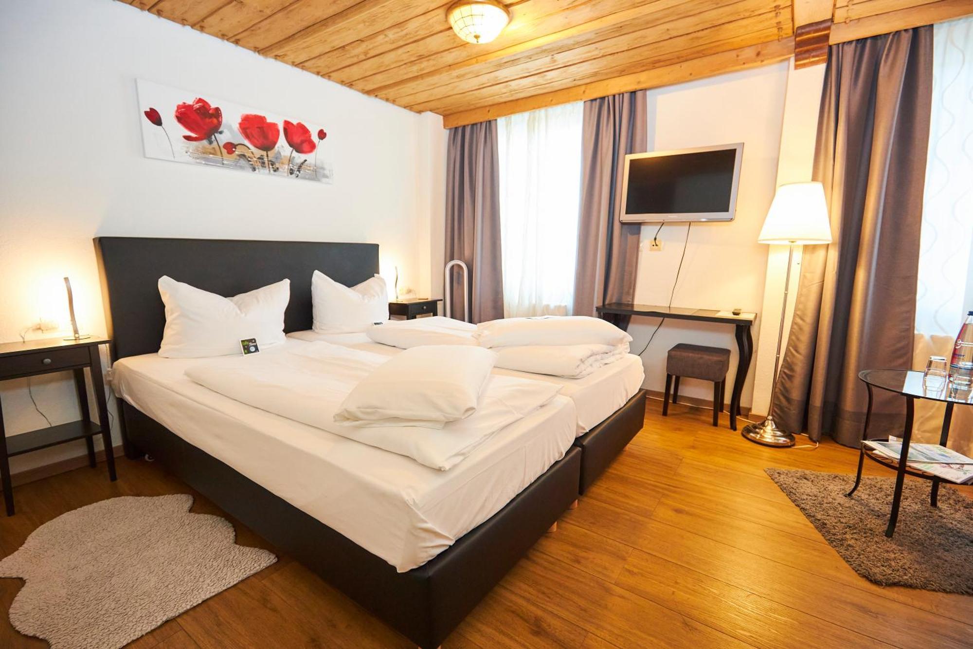 Flair Hotel Vier Jahreszeiten Bad Urach Exteriér fotografie